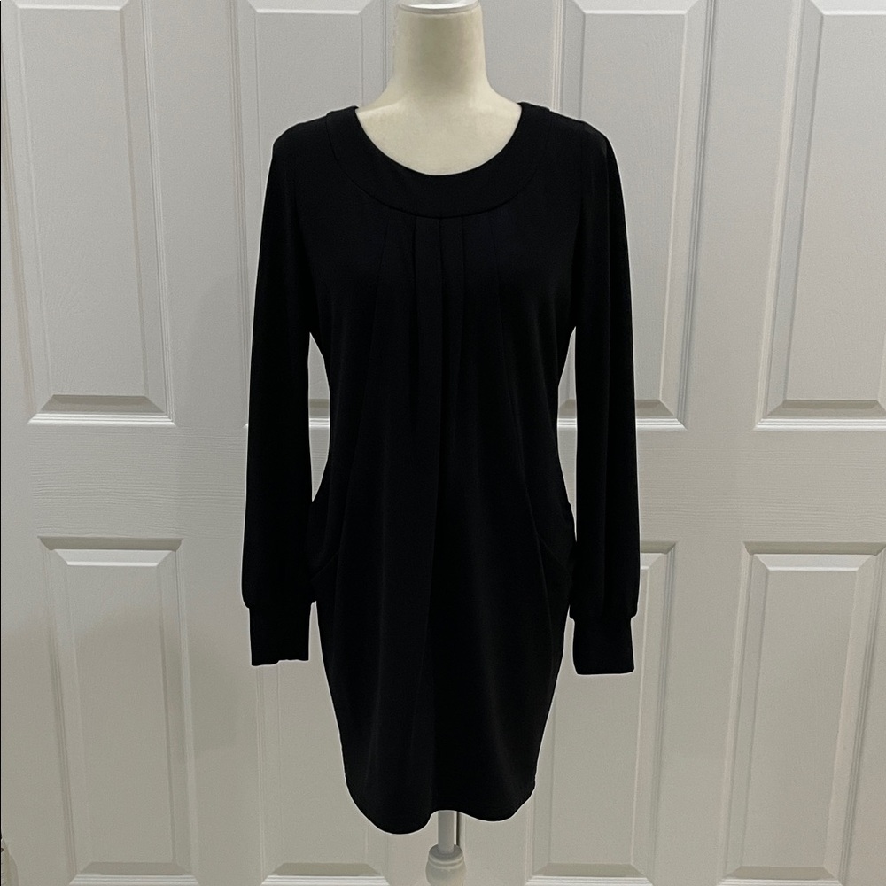 Yetts Chic Black Long Sleeve Dress